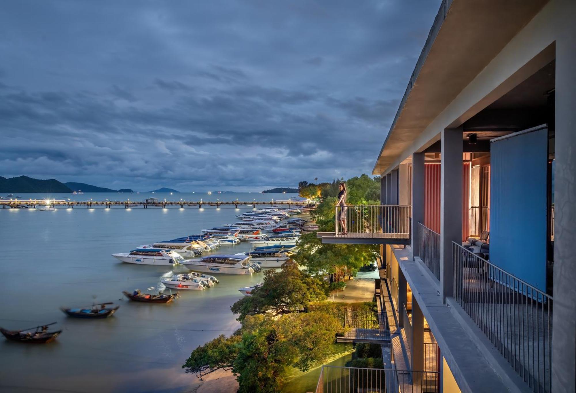 Shin Arch39 Phuket Beach Front - Sha Plus Chalong Exteriér fotografie