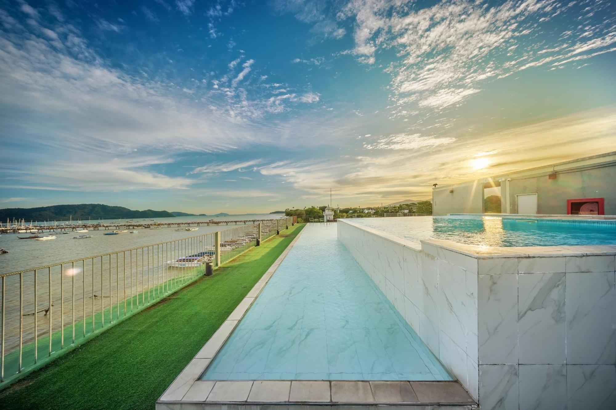 Shin Arch39 Phuket Beach Front - Sha Plus Chalong Exteriér fotografie