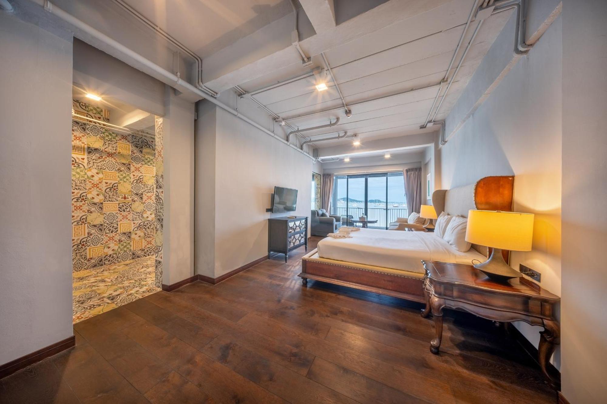 Shin Arch39 Phuket Beach Front - Sha Plus Chalong Exteriér fotografie