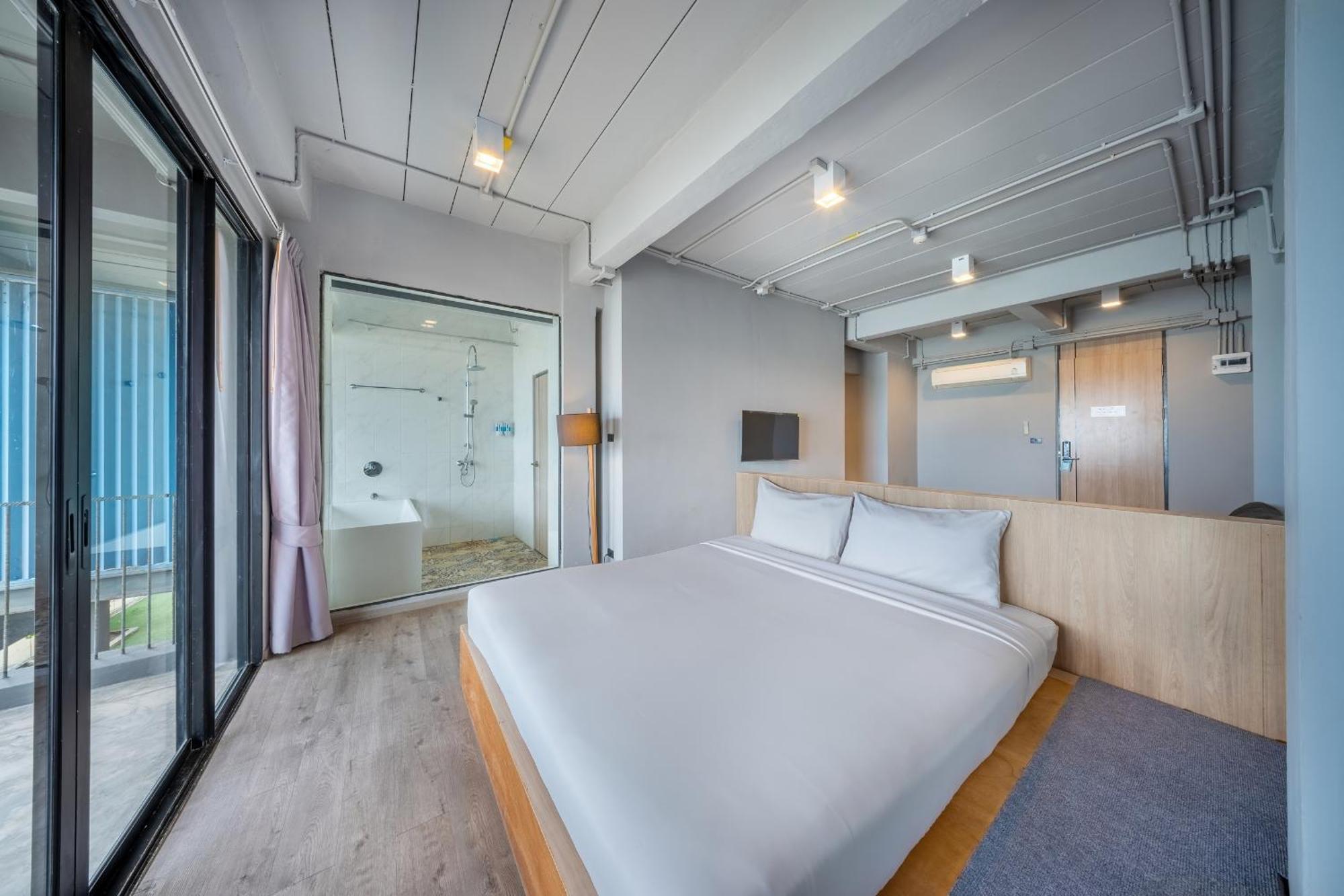 Shin Arch39 Phuket Beach Front - Sha Plus Chalong Exteriér fotografie