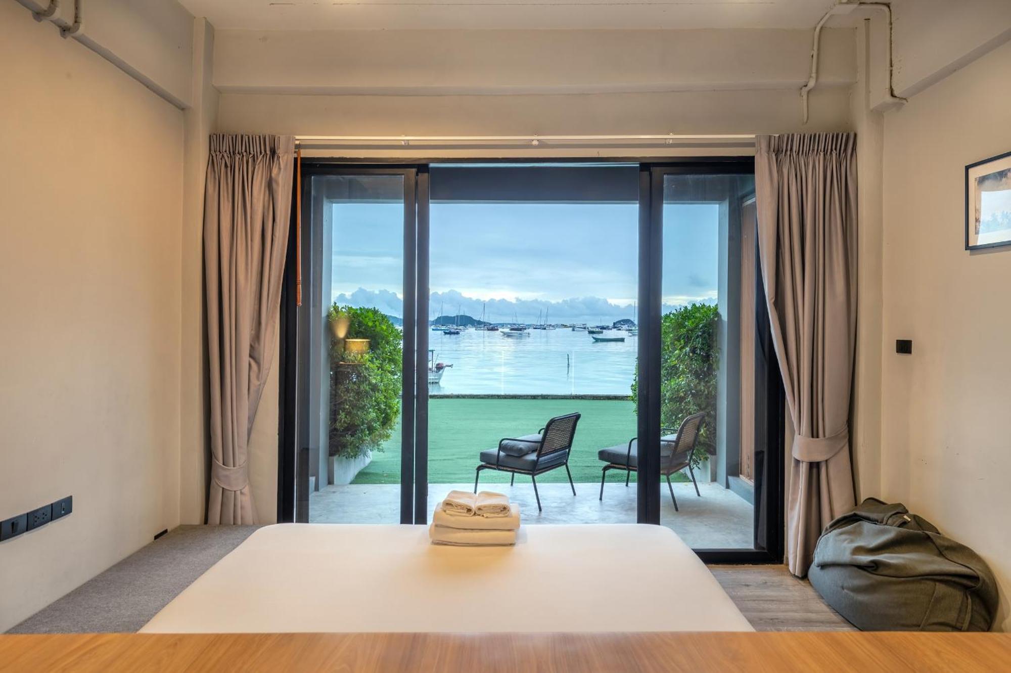 Shin Arch39 Phuket Beach Front - Sha Plus Chalong Exteriér fotografie